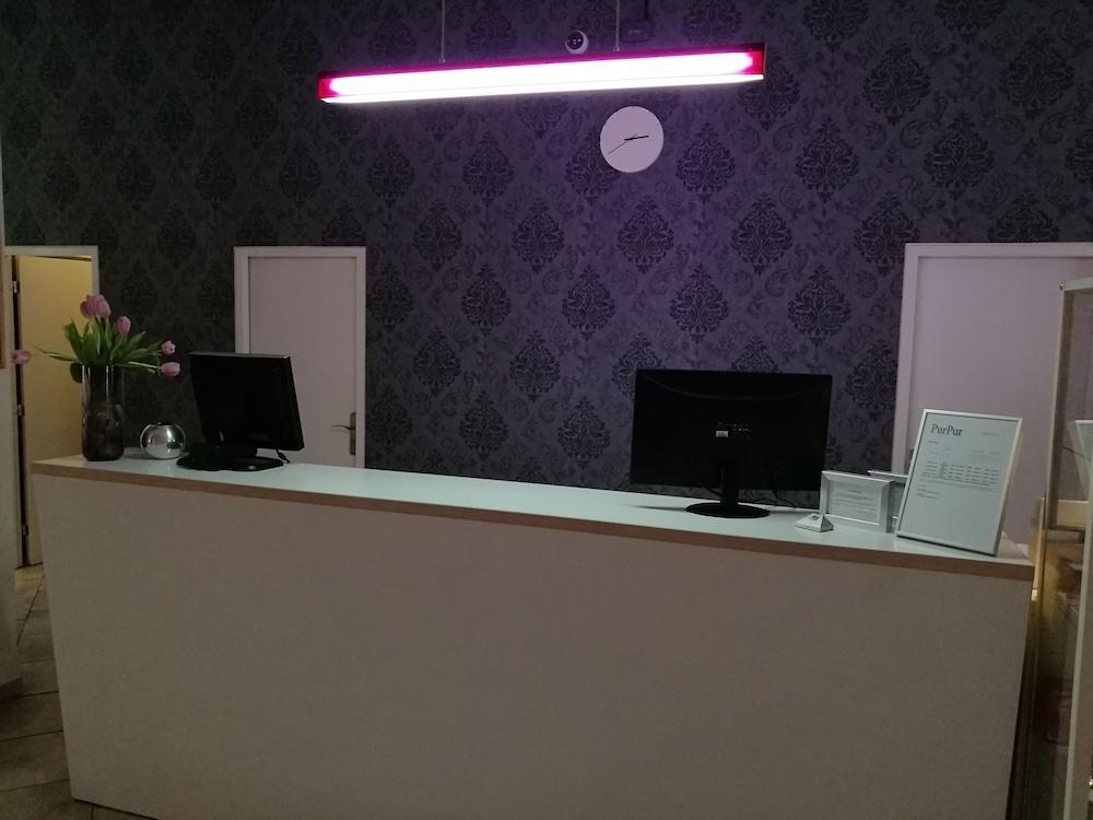 호텔 푸르푸르 프라하 외부 사진