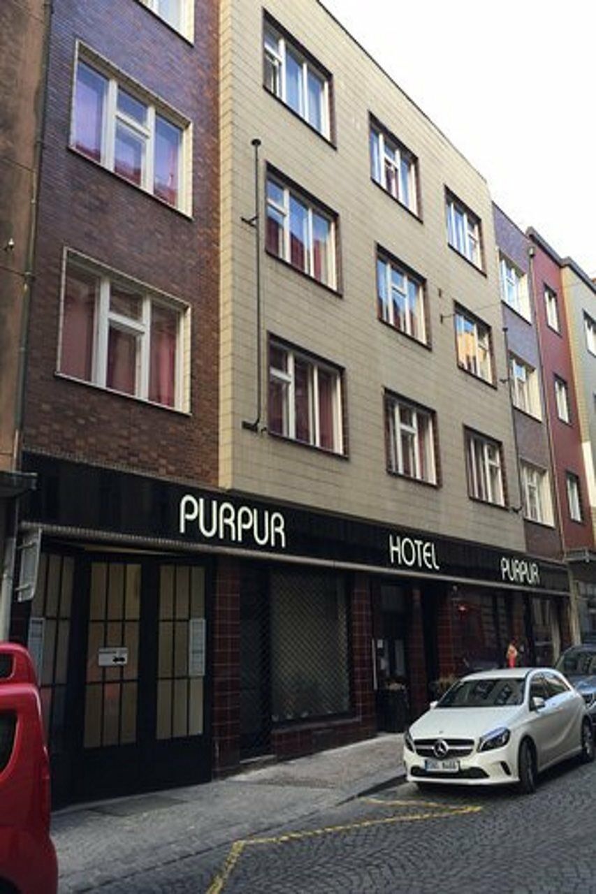 호텔 푸르푸르 프라하 외부 사진